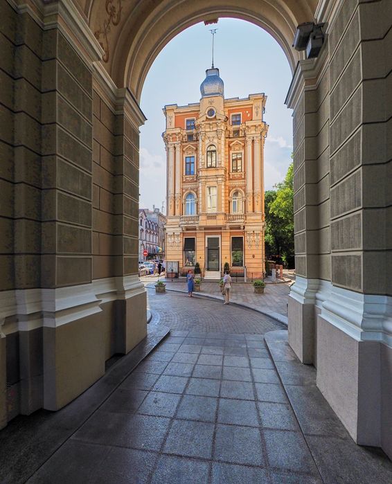 Обьектив M.Zuiko Olympus ED 8mm / F1.8  PRO объектив MICRO 4/3 MTF