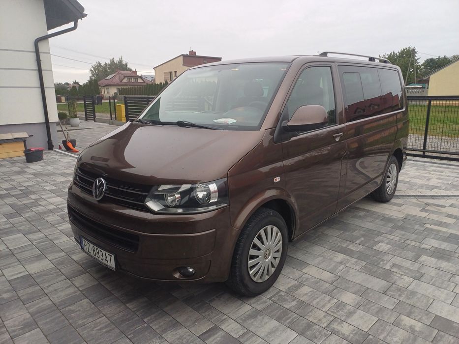 VW Caravale 8 osób 2.0 Tdi 140KM Manual Salon Polska Bezwypadkowy