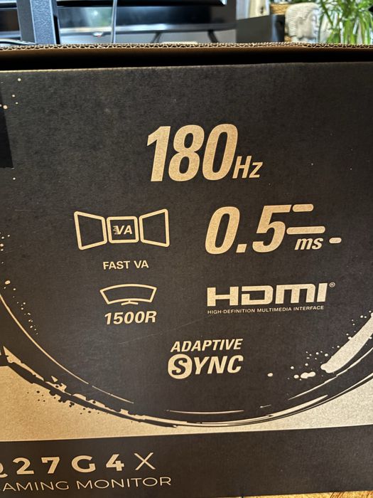 Monitor gaming AOC 27