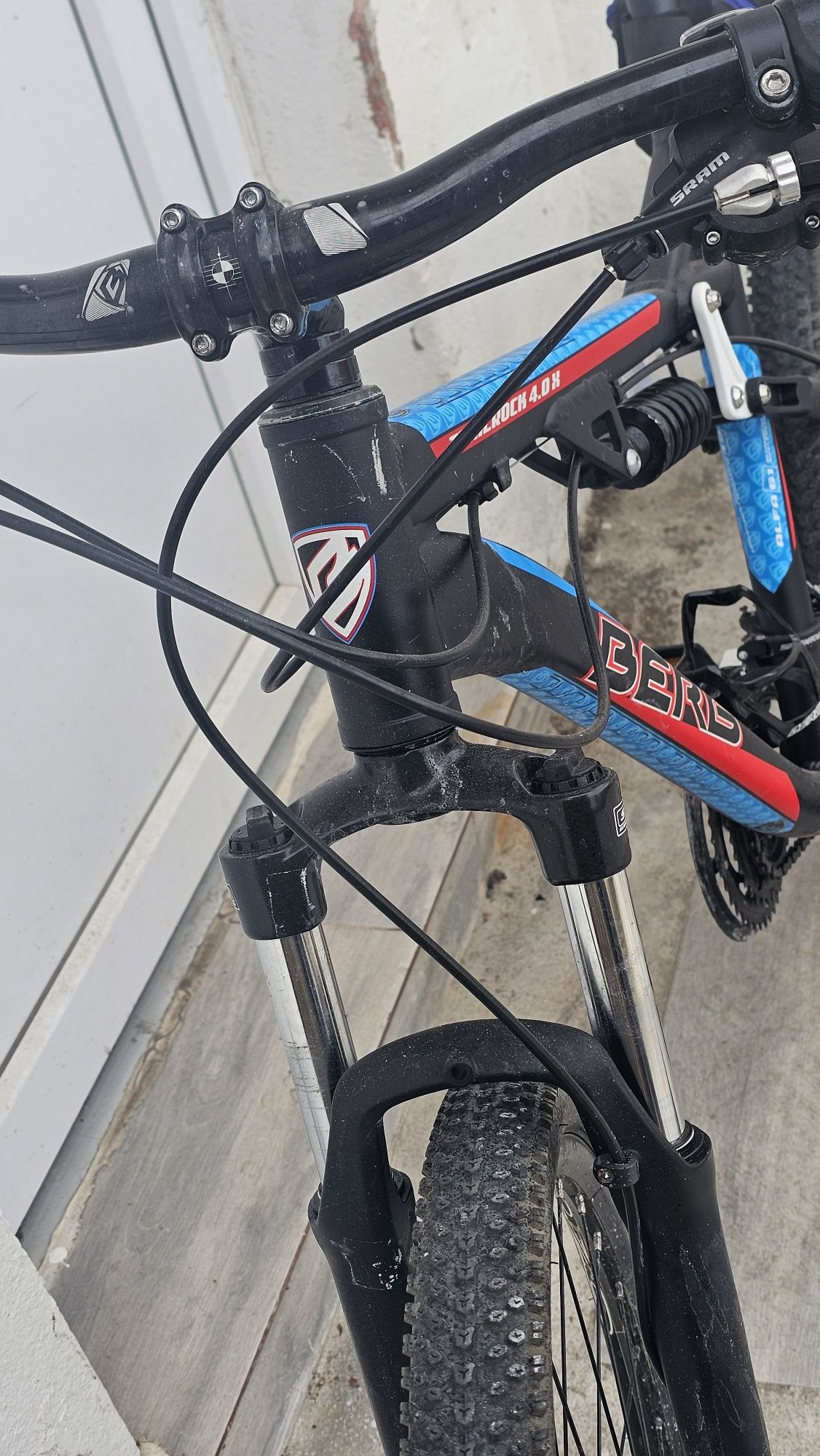 Bicicleta Berg Dupla Suspenção