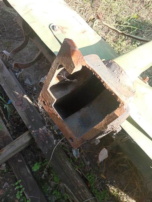 Продам фрезу тяжкого мотоблока по частинах