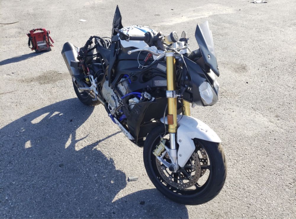 BMW s1000R розбор