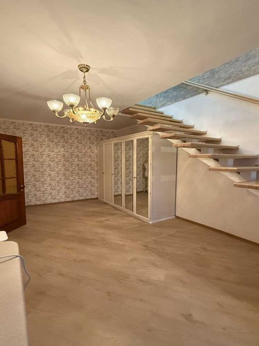 Оренда 4к квартири в Центрі міста. МОЖНА З ТВАРИНАМИ