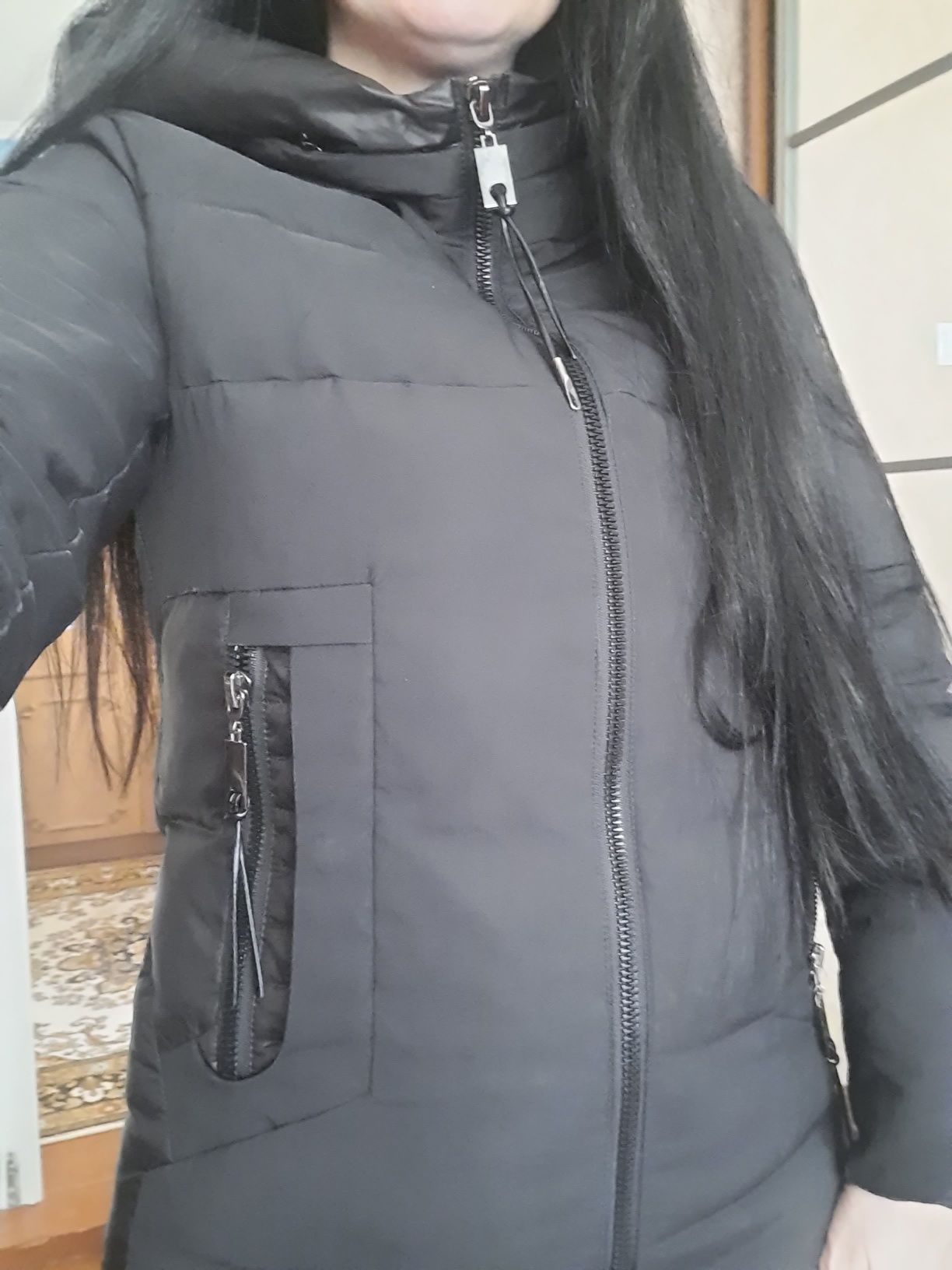 Курточка зимова. Чорна