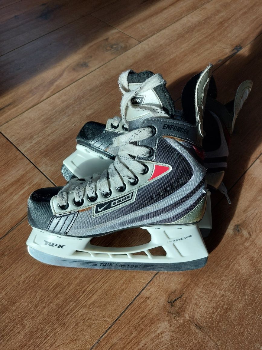 Łyżwy Nike Bauer hokejowe bardzo lekkie stan bardzo dobry