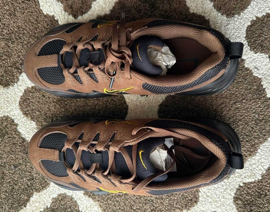 Ténis modelo Nike Tech Hera tamanho 41 castanhos homem sapatilhas
