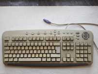 Teclado BTC 9000A