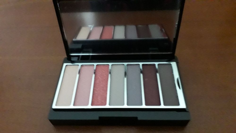 Paleta de cores para maquilhagem