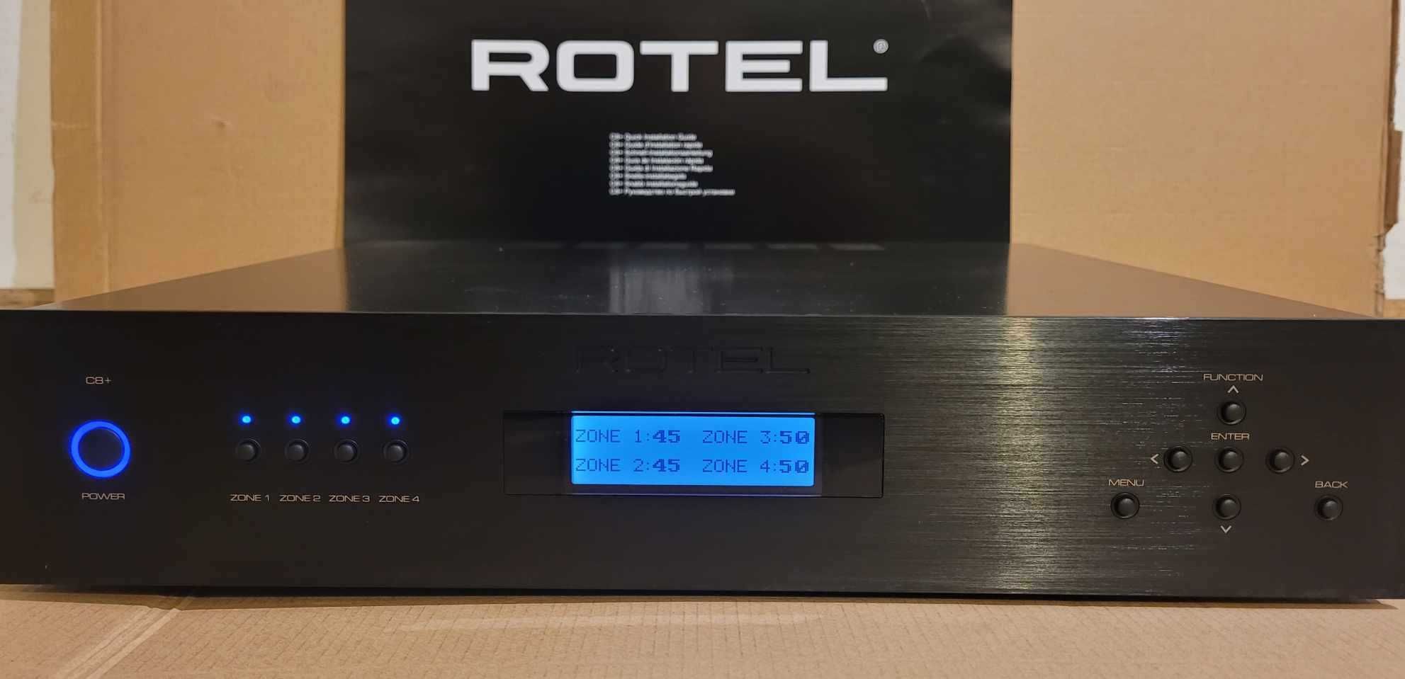Rotel C8+ wzmacniacz