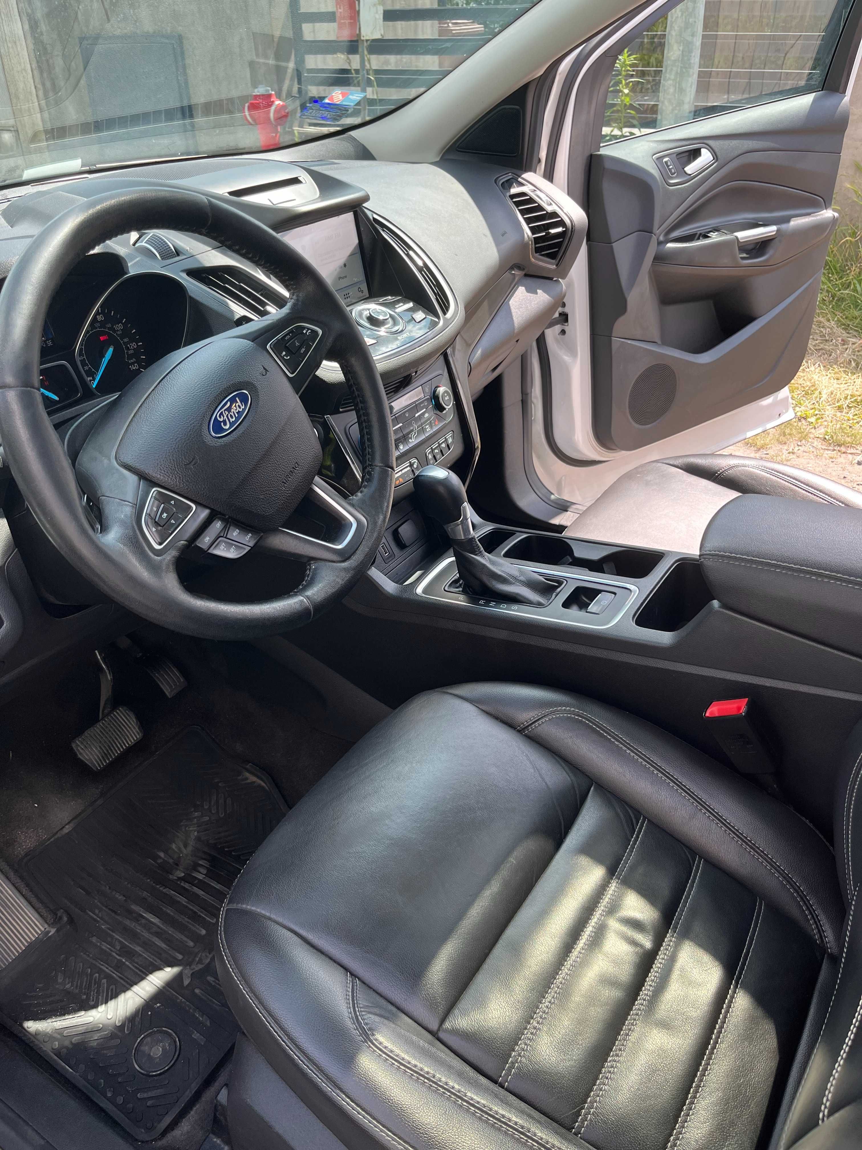 Ford Escape 2.0 EcoBoost AWD Titanium