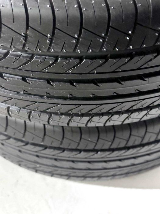 Pneus Yokohama Bluearth E70 - 225/55/18 - NOVOS