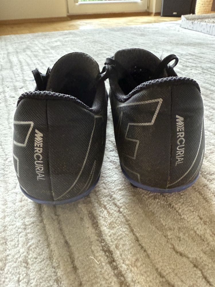 Nike mercurial korki piłkarskie 33,5