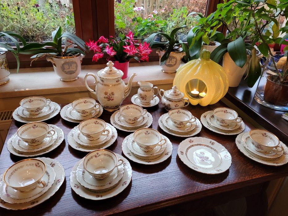 Serwis kawowy herbaciany cienka porcelana