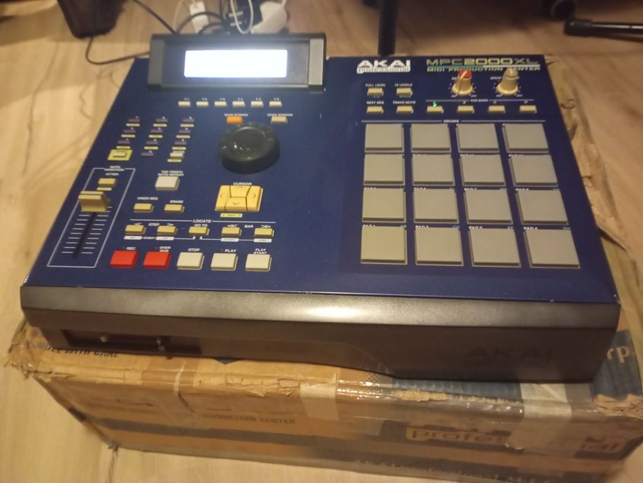 MPC 2000 xl special edition caixa original leitor cf RAM max