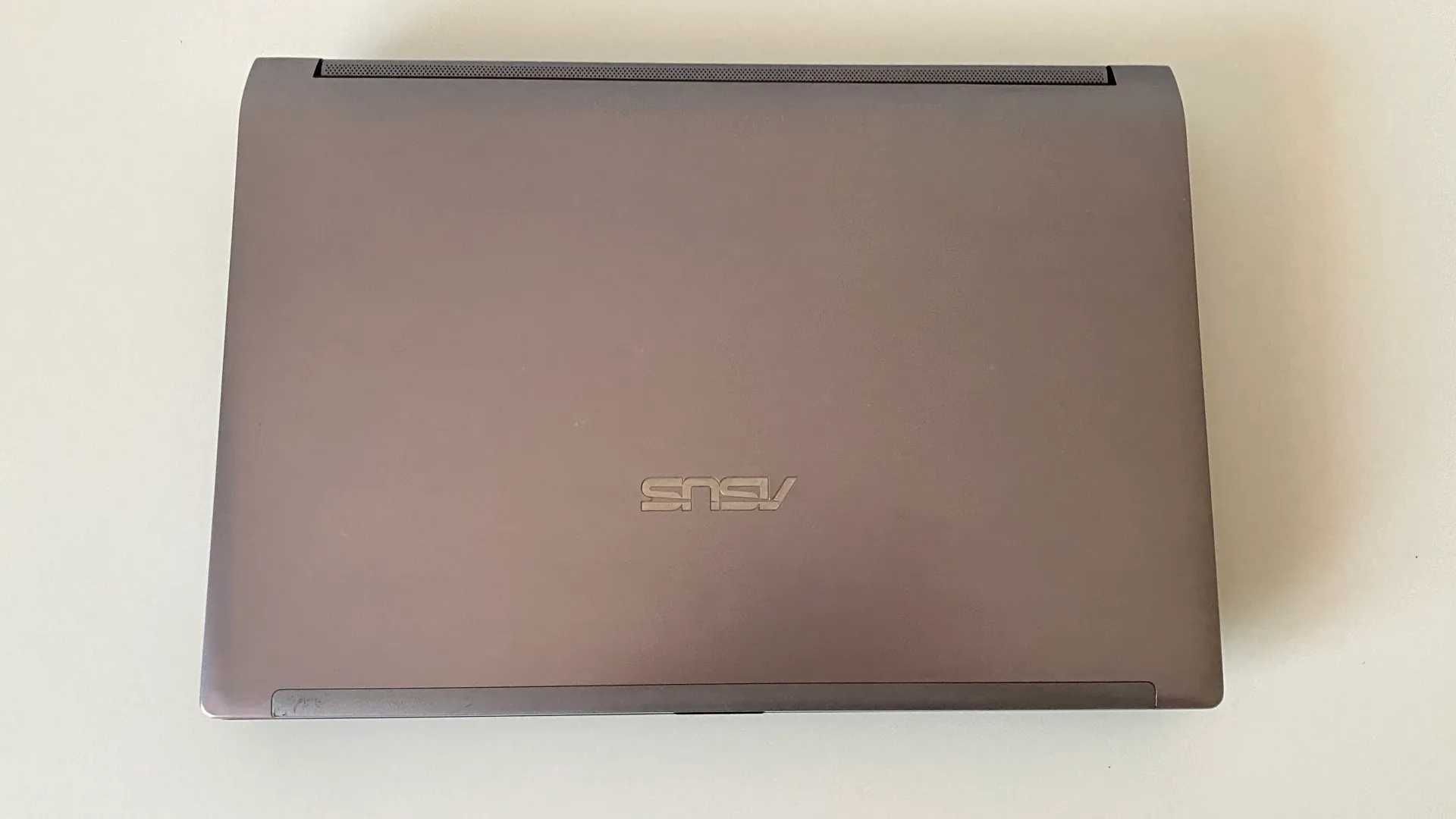 Asus X4GS 14" HD i5 2410m 2,3Ghz 4Gb 120ssd GT550m 1Gb 128bit Web + бж