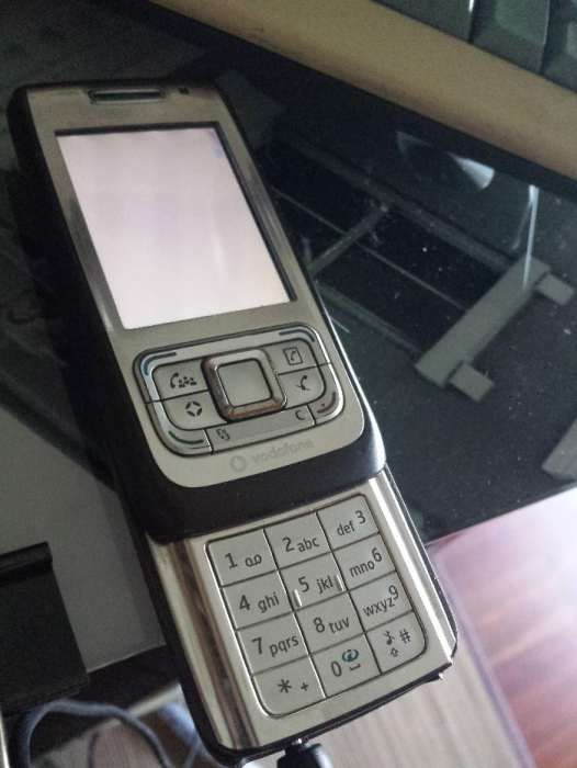 Telemovel Nokia E 65