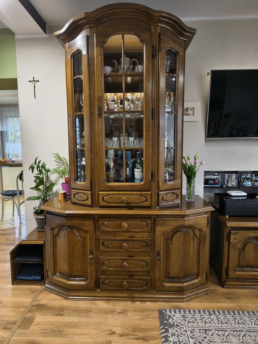 Witryna dębowa komoda