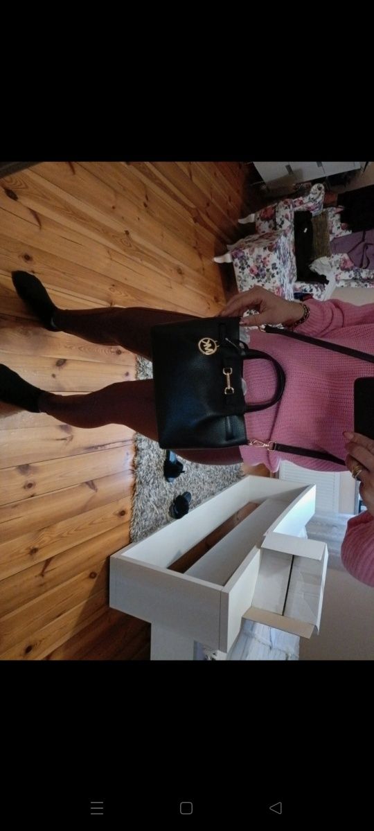 Torebka Michael Kors Carson Small Stachel Black