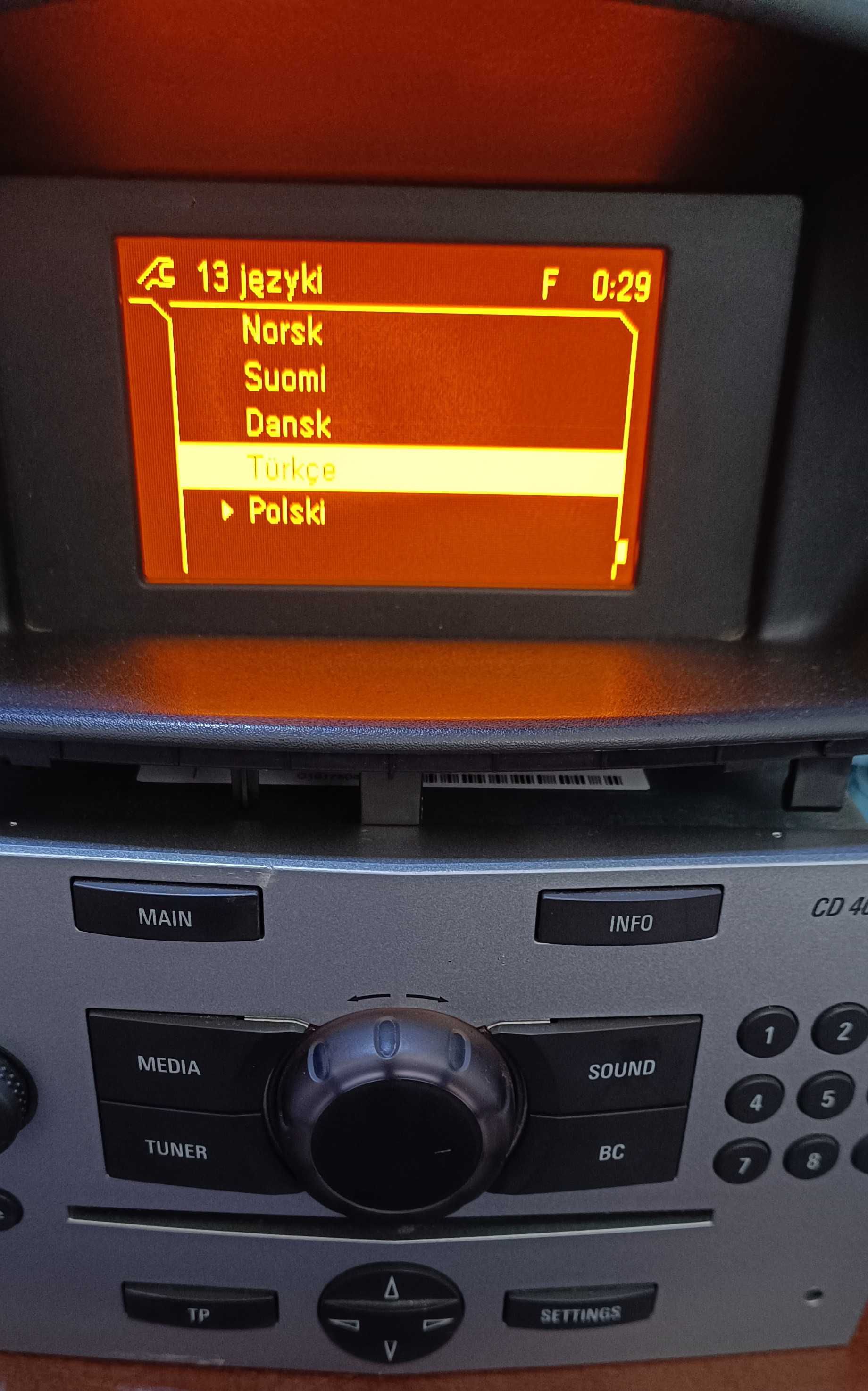 Radio Opel Corsa D Astra H Zafira B CD40 BLUETOOTH USB  Wylogowane