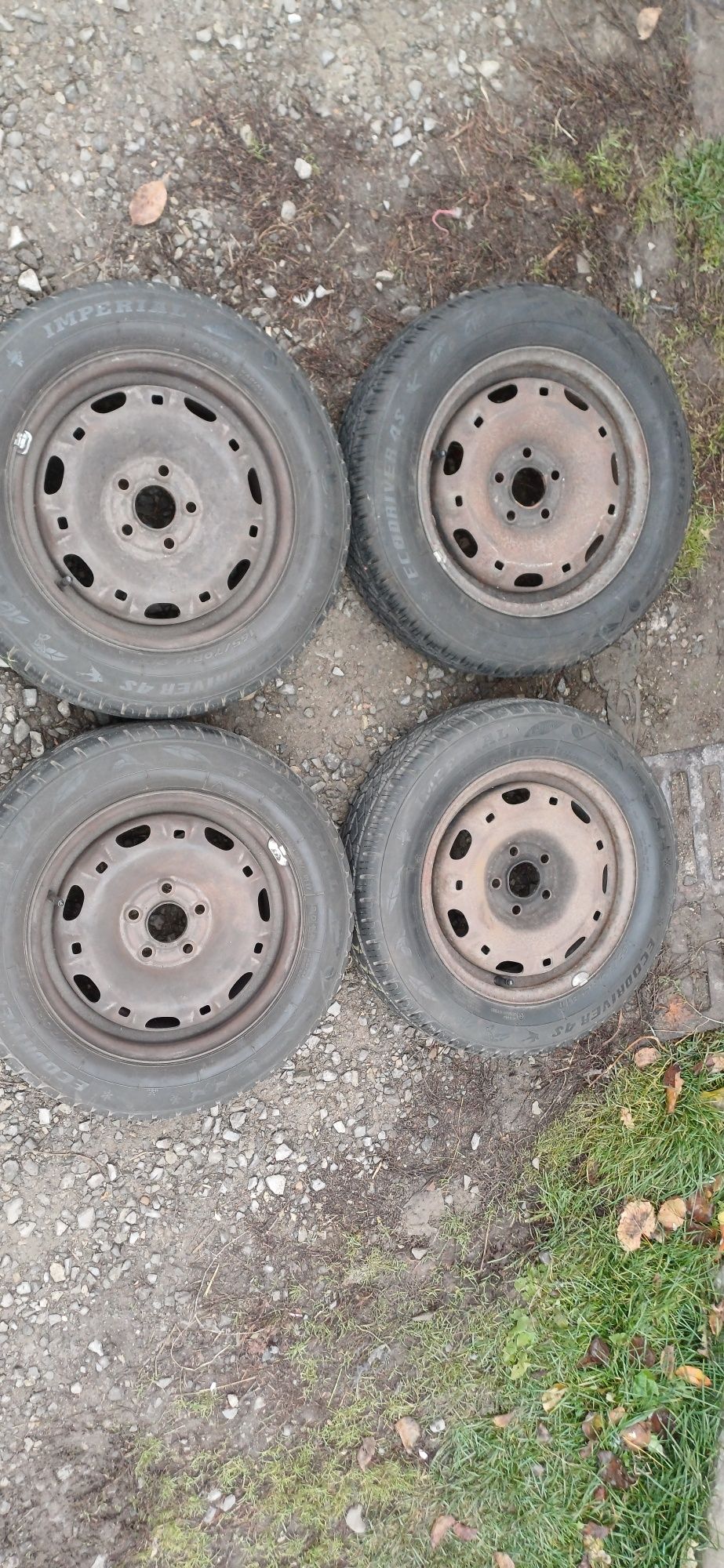 Диски з резиною (165/70 R14) ВСЕСЕЗОНКА
