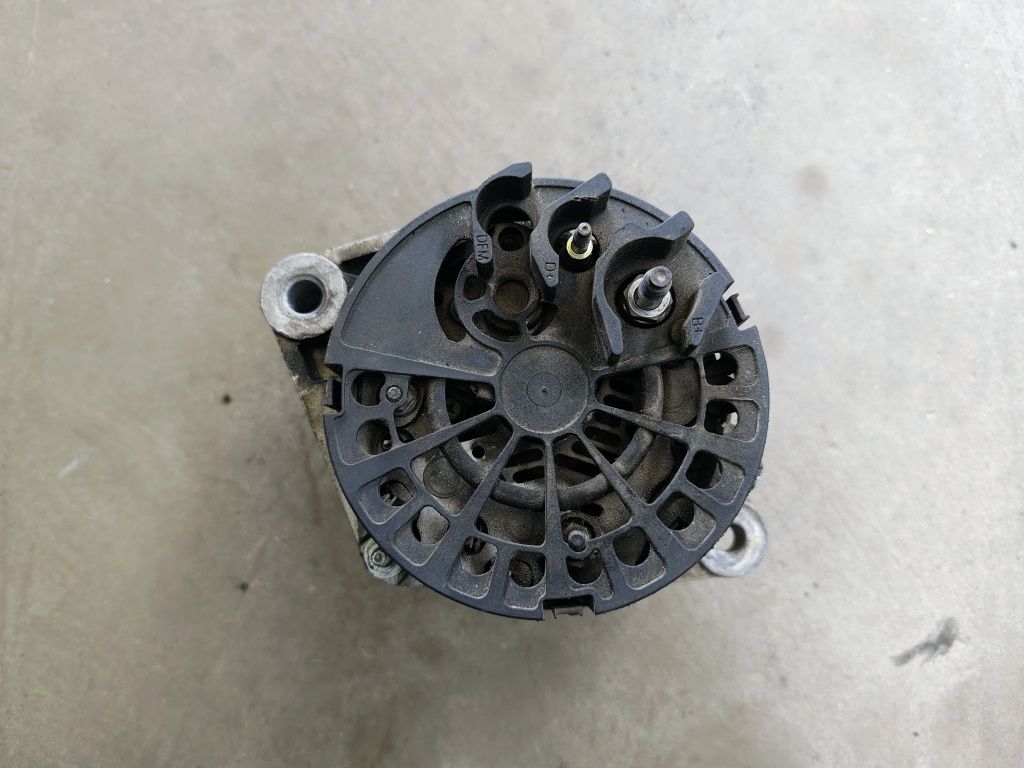 Astra H Zafira B Vectra C 1.9 CDTI alternator 105A 93.169.028 i inne