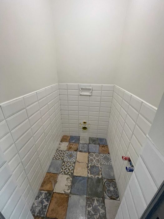 Продам 5 кімнатний будинок 211 кв.м. с. Солуки!