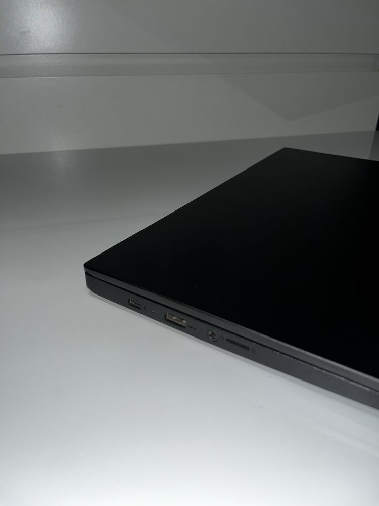 Lenovo ideapad 3 17 athlon (ekran dotykowy)