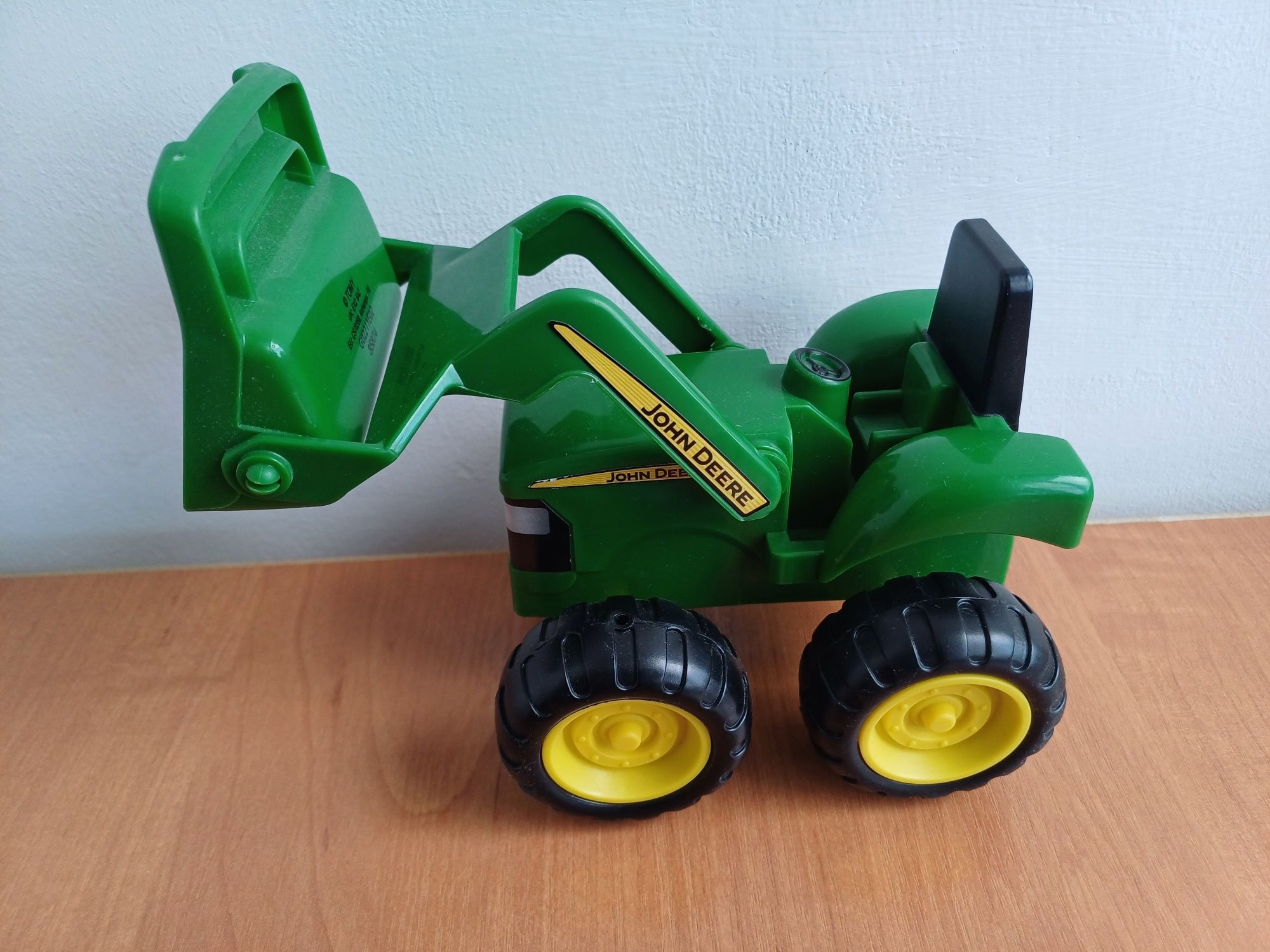 Оригинальная игрушка трактор/экскаватор JOHN DEERE 16 см