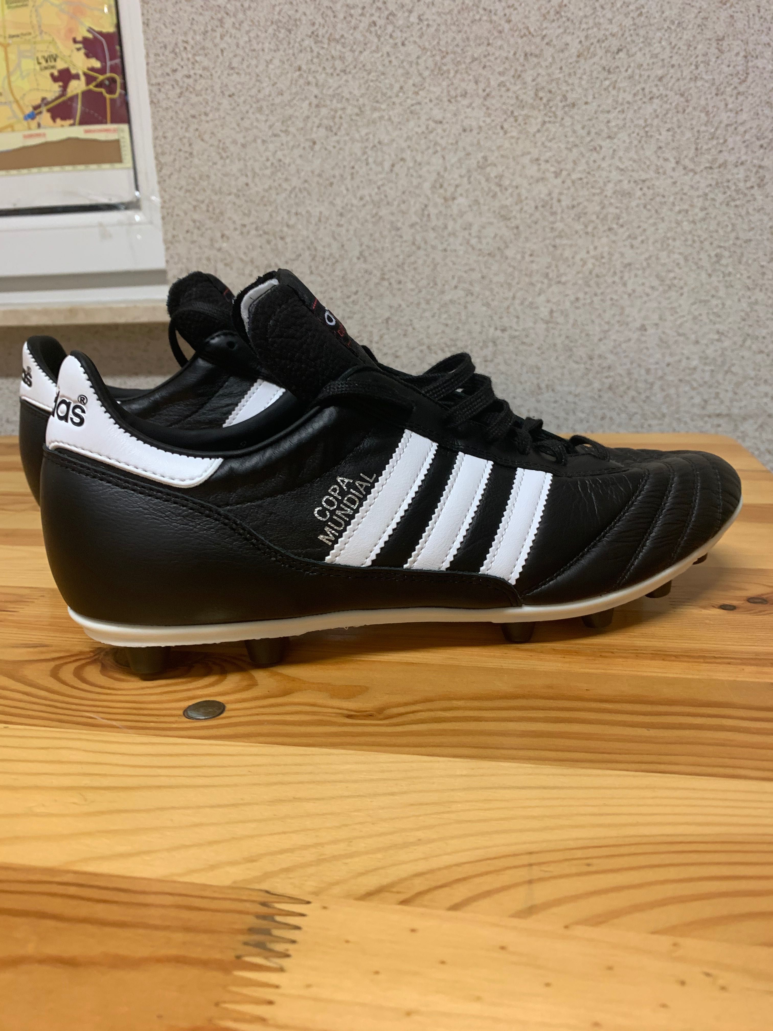 Buty korki piłkarskie Adidas Copa Mundial 43