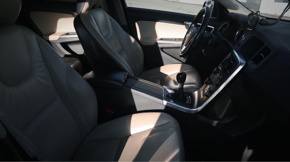 Volvo V60 D3 - Diesel