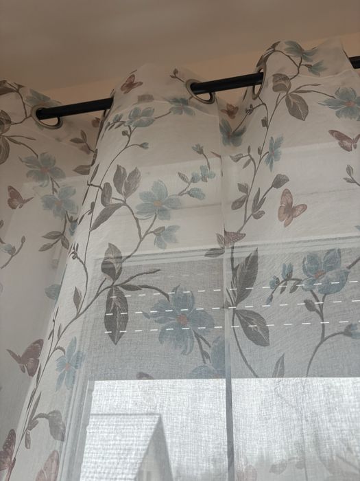 Sprzedam zaslonki cztery sztuki