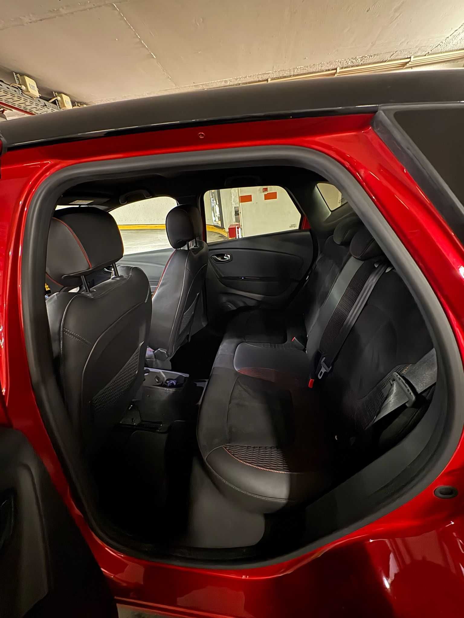 Renault Captur Red Edition 1.3 TCe 130CV - 32.385km | Impecável