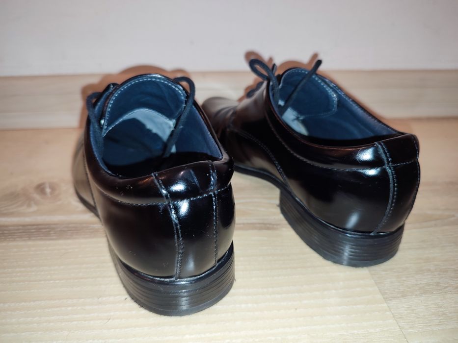 Buty chłopięce eleganckie pantofle rozm. 34 komunia przyjęcie