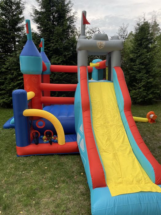 Wynajem zamków dmuchanych