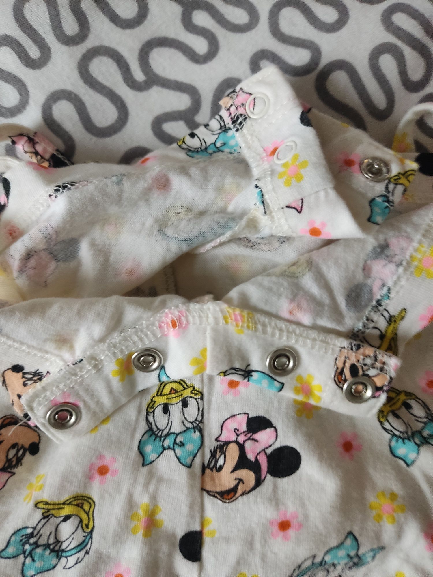 Rampers Primark Disney 6-9c