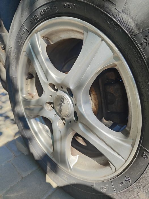 Диски в зборі з резиною 4 шт  215 65 16