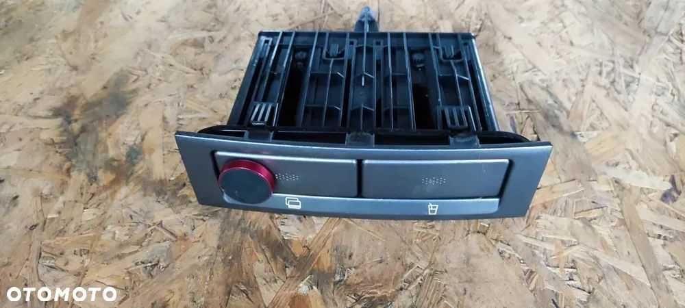 Szufladka cupholder stojak na kubek blackline Alfa Romeo GT