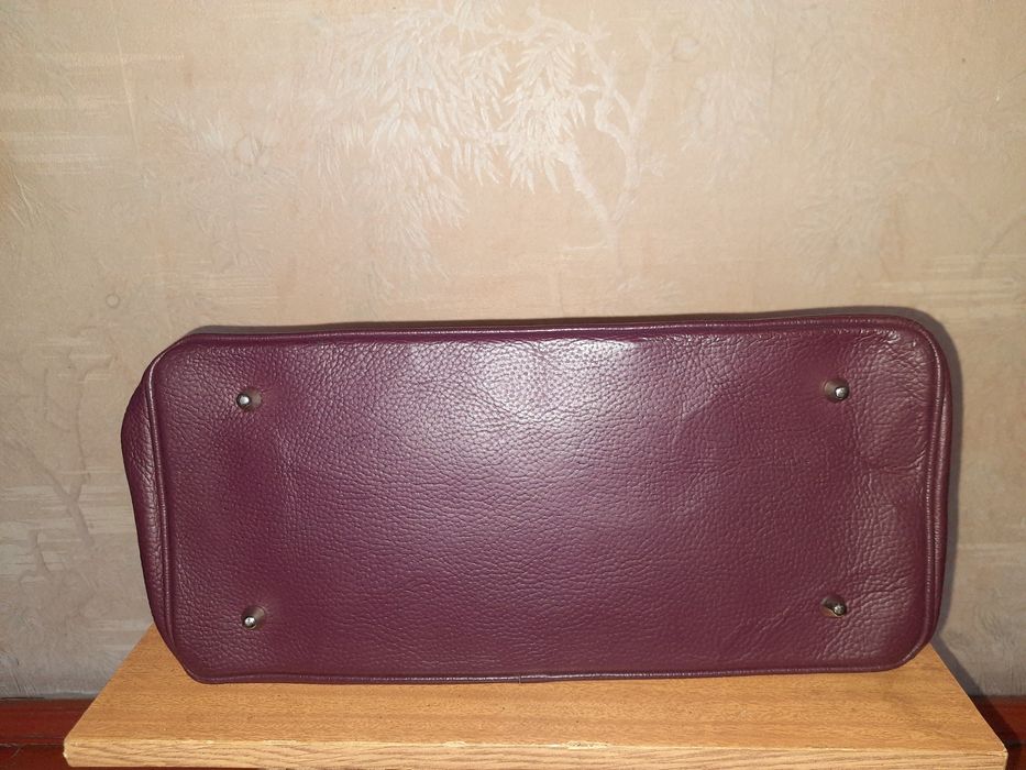 Сумка жіноча з натуральної шкіри,нова.