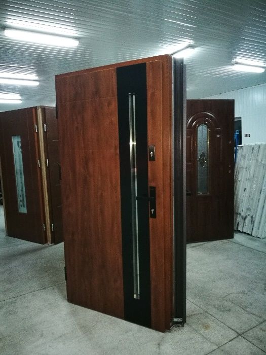 Wyprzedaż - Drzwi Wejsciowe 90P Zloty Dąb 100 szt drzwi dostępnych