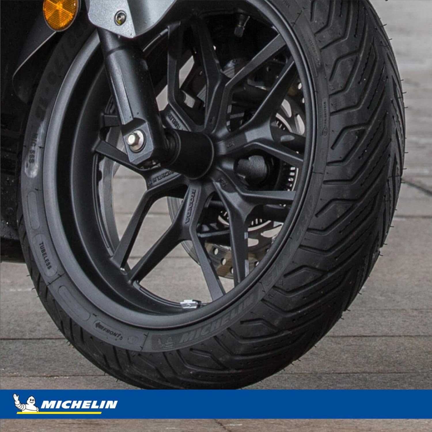 Мотошина резина для мотоцикла Michelin City Grip 2 120/70-14 61S
