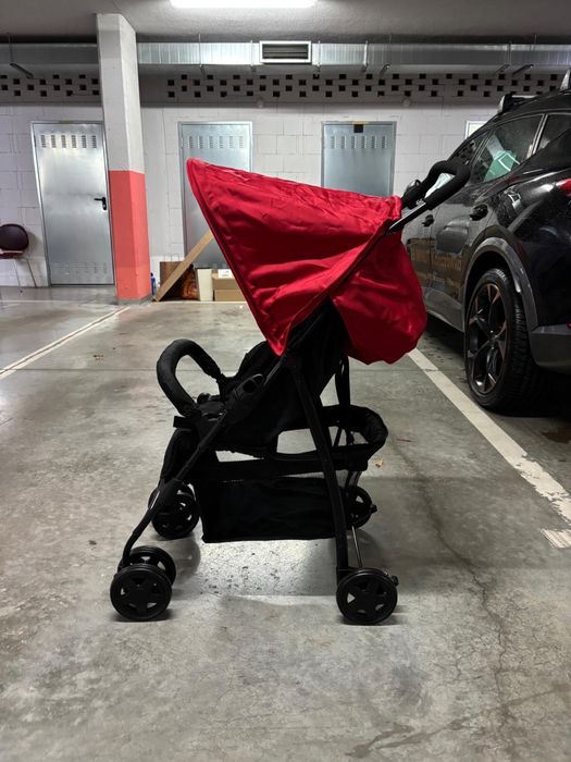 Wózek spacerówka czerwony