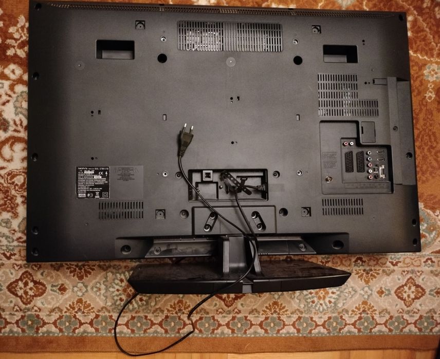 Telewizor Sony Bravia 37 cali Full HD – model KDL-37W5710