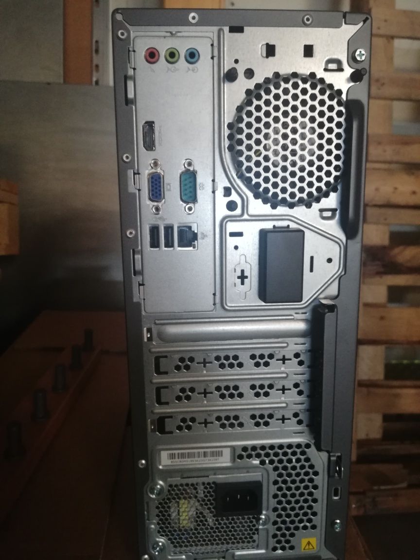Komputer Lenovo Ram 8G