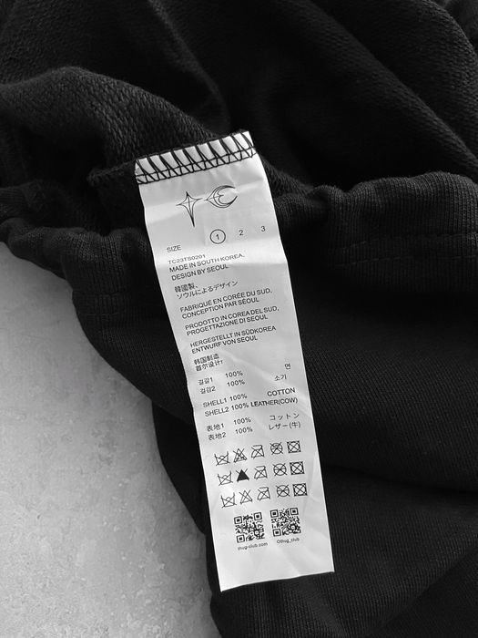 Худі Thug Club чорного кольору оверсайз.