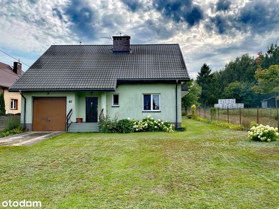 Przestronny dom 135 m² z garażem w spokojnej okolicy