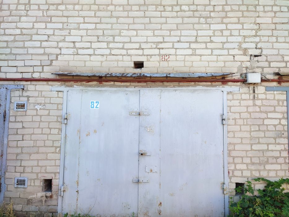 Продам пустой капитальный гараж Днепр, ул.Черноземная ГК Днепр