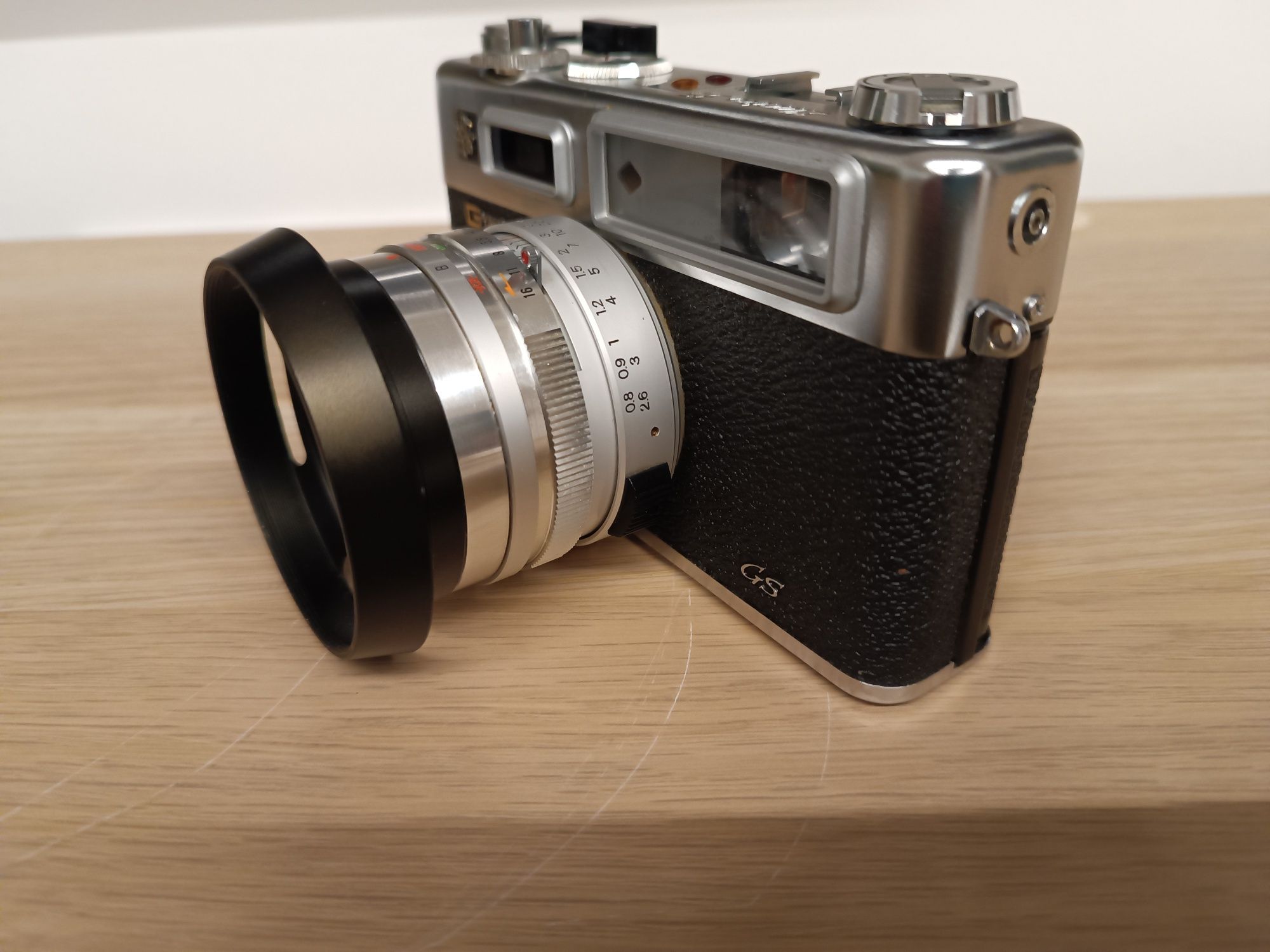 Yashica Electro 35 GS : Rangefinder Máquina Fotografica