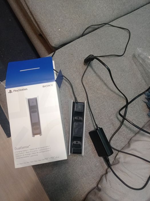 Stacja ładująca do padów ps5