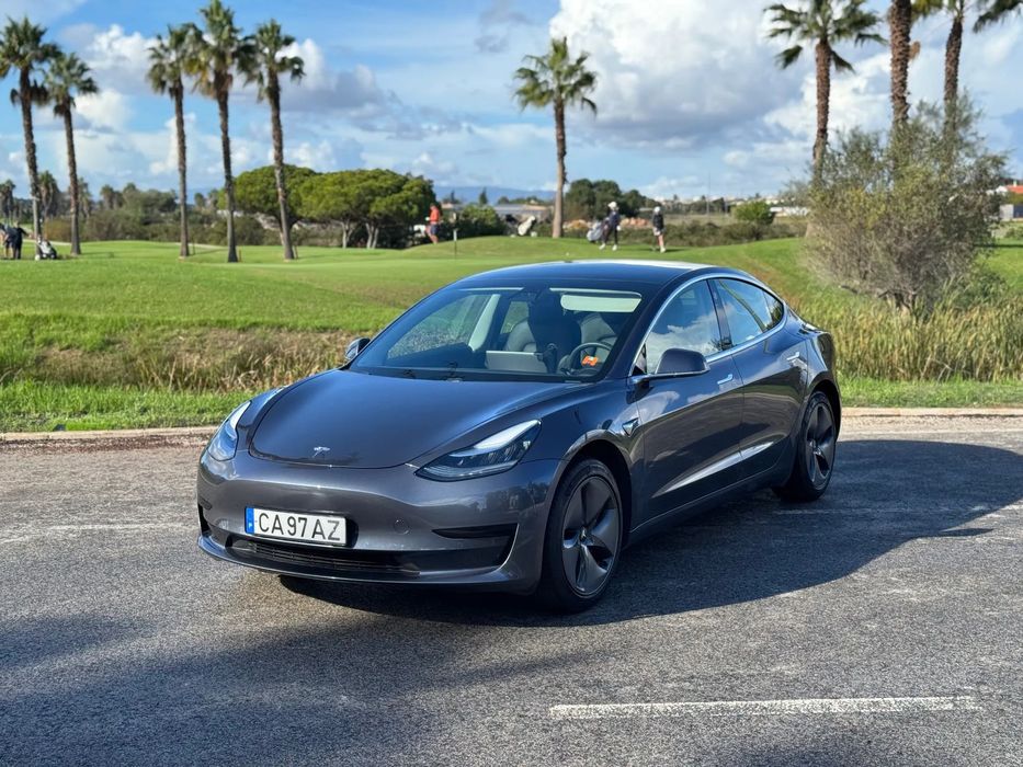 Tesla Model 3 Standard Range Plus RWD