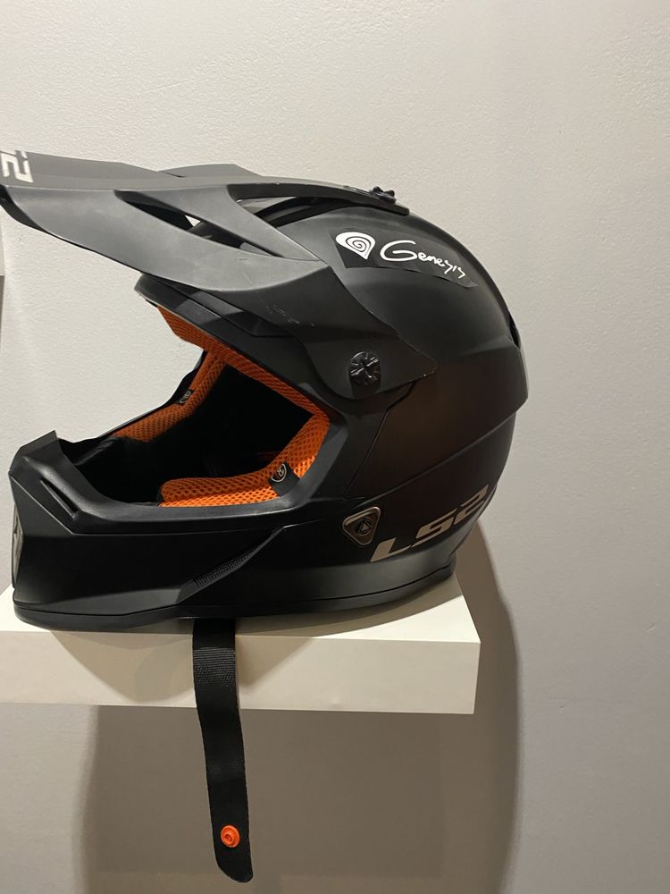 Kask motocyklowy LS2 MX437 FAST SOLID MATT BLACK